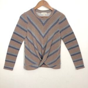 Monteau knot sweater